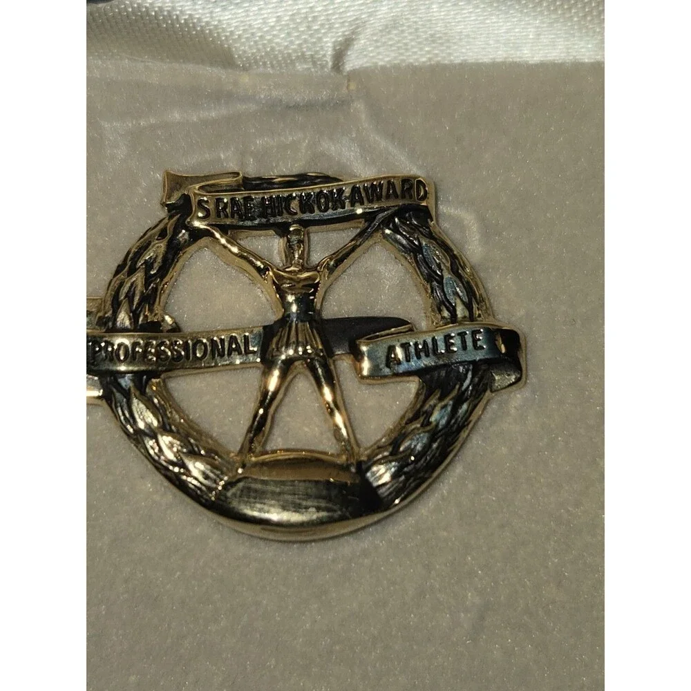 Vtg. S. Rae Hickok Award Professional Athlete Tie Clasp USA (B-1)